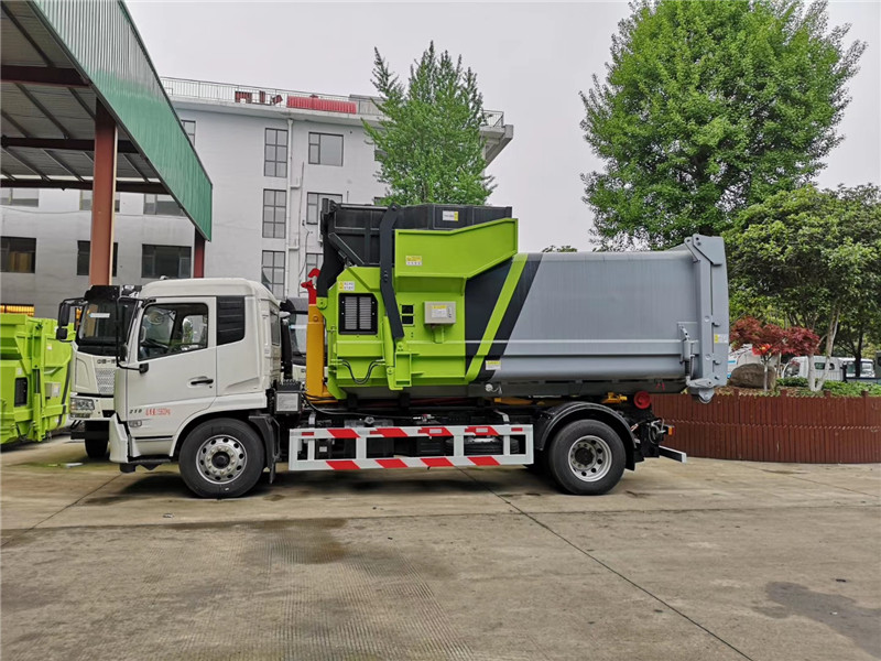 東風(fēng)天錦16噸車廂可卸式垃圾車（可裝建筑垃圾）