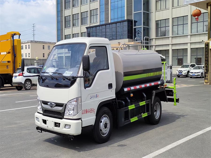 藍(lán)牌3方綠化噴灑車